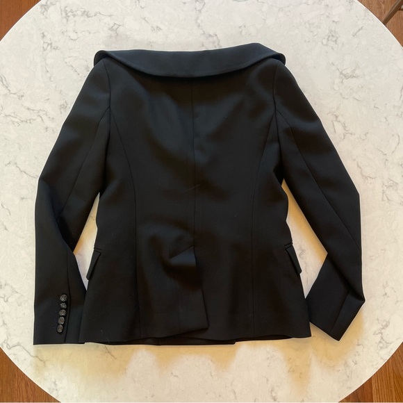 LIKE NEW 🖤 Veronica Bears Frayne Off The Shoulder Blazer Black Size 6 - Picture 4 of 11